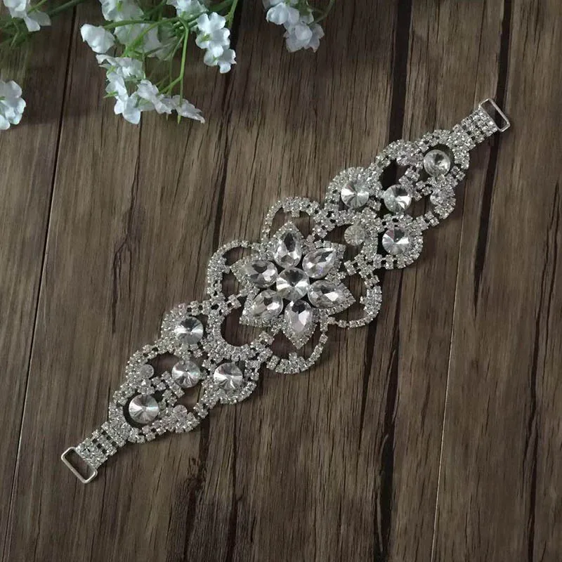 Free Shipping Wholesale 12 pcs/lot 8'' Rhinestone Connector For Swimming Wear Bikini Connector Headband Connector RC101802
Free Shipping Wholesale 12 pcs/lot 8'' Rhinestone Connector For Swimming Wear Bikini Connector Headband Connector RC101802