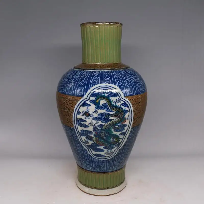 Rare Chinease QingDynasty porcelain vase,blue and white and red glaze bottle,Dragon&phenix,collection&adornment, Free shipping
Rare Chinease QingDynasty porcelain vase,blue and white and red glaze bottle,Dragon&phenix,collection&adornment, Free shipping