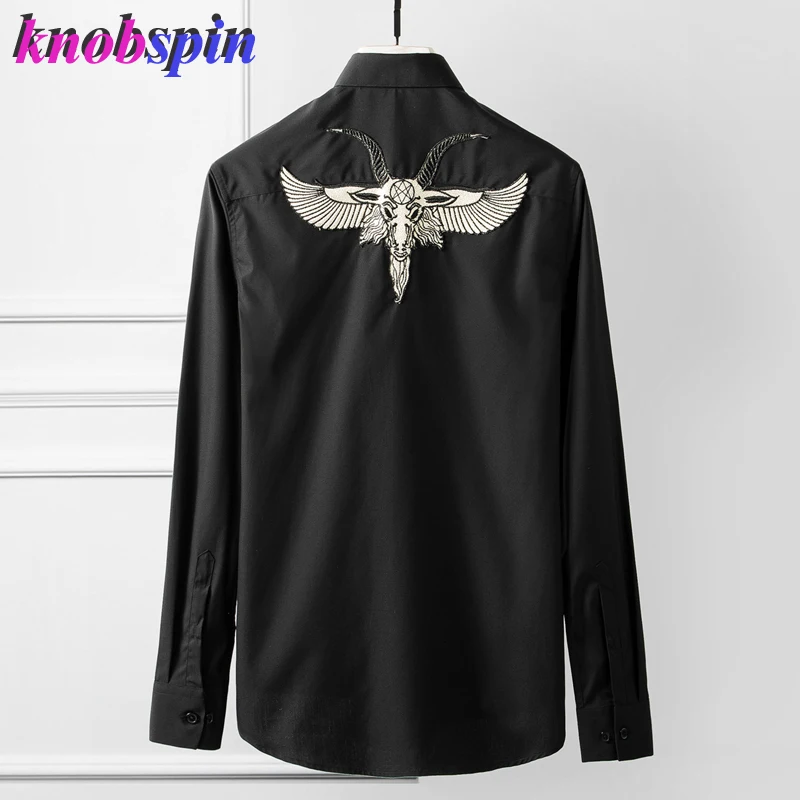 Brand Business male Social Shirt Top quality Cotton Slim fit Long sleeved Shirts men Back Antelope Head Embroidery Clothes male
Brand Business male Social Shirt Top quality Cotton Slim fit Long sleeved Shirts men Back Antelope Head Embroidery Clothes male