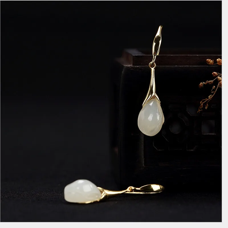 Uglyless Real S 925 Sterling Silver Natural White Jade Flower Dangle Earrings for Women Magnolia Handmade Brincos Fine Jewelry
Uglyless Real S 925 Sterling Silver Natural White Jade Flower Dangle Earrings for Women Magnolia Handmade Brincos Fine Jewelry