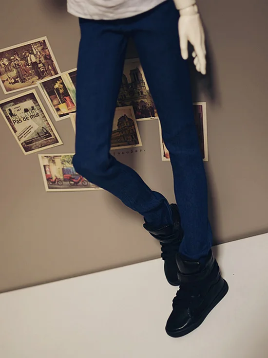 BJD doll pants dark blue jeans with a slightly elastic rib for 1/3 BJD Uncle SD17 SSDF doll size pants doll accessories
BJD doll pants dark blue jeans with a slightly elastic rib for 1/3 BJD Uncle SD17 SSDF doll size pants doll accessories