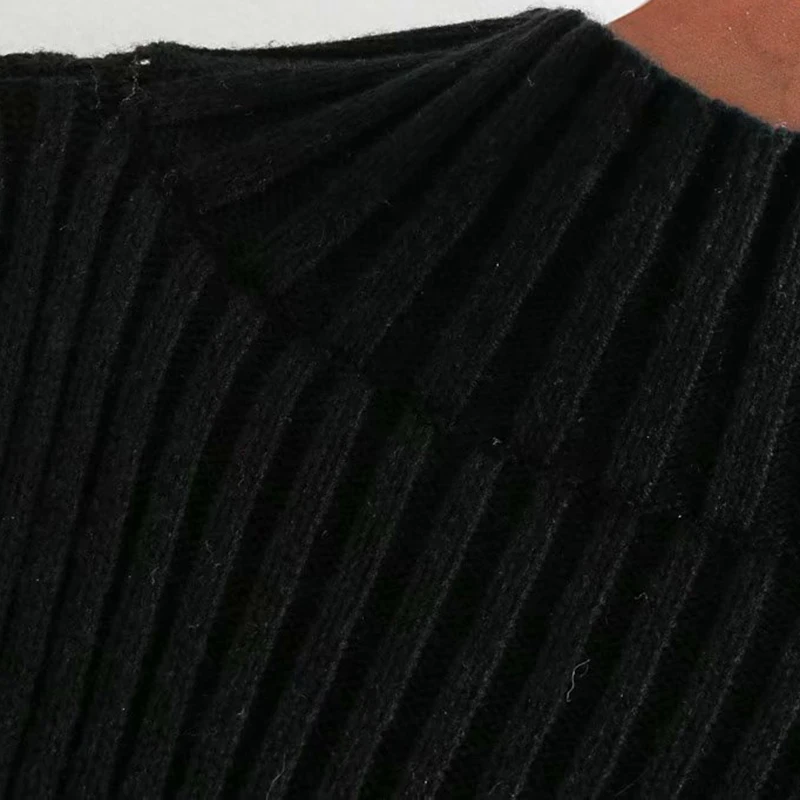KPYTOMOA Women Fashion Beading Sequins Loose Knitted Sweaters Vintage High Collar Long Sleeve Female Pullovers Chic Tops
KPYTOMOA Women Fashion Beading Sequins Loose Knitted Sweaters Vintage High Collar Long Sleeve Female Pullovers Chic Tops
