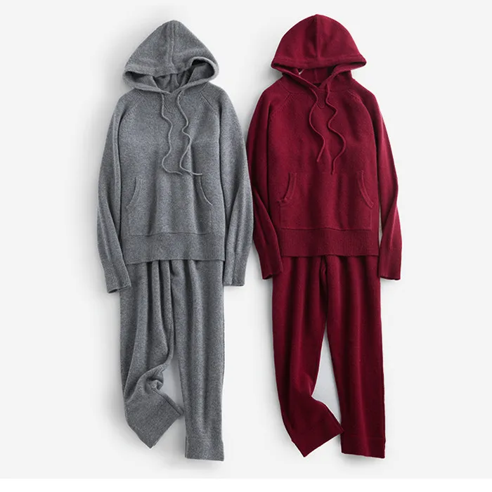 100%cashmere add thick women's hooded sweatshirts casual suits drawstring coat pant 2pcs/set wholesale retail M/L/XL
100%cashmere add thick women's hooded sweatshirts casual suits drawstring coat pant 2pcs/set wholesale retail M/L/XL
