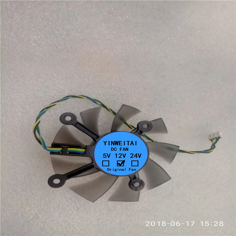 3 шт. вентилятор для ASUS HD6770 вентилятор видеокарты FD8015U12D 4pin DC12V 0.5A FD8015U12S 7,5 см
3 шт. вентилятор для ASUS HD6770 вентилятор видеокарты FD8015U12D 4pin DC12V 0.5A FD8015U12S 7,5 см