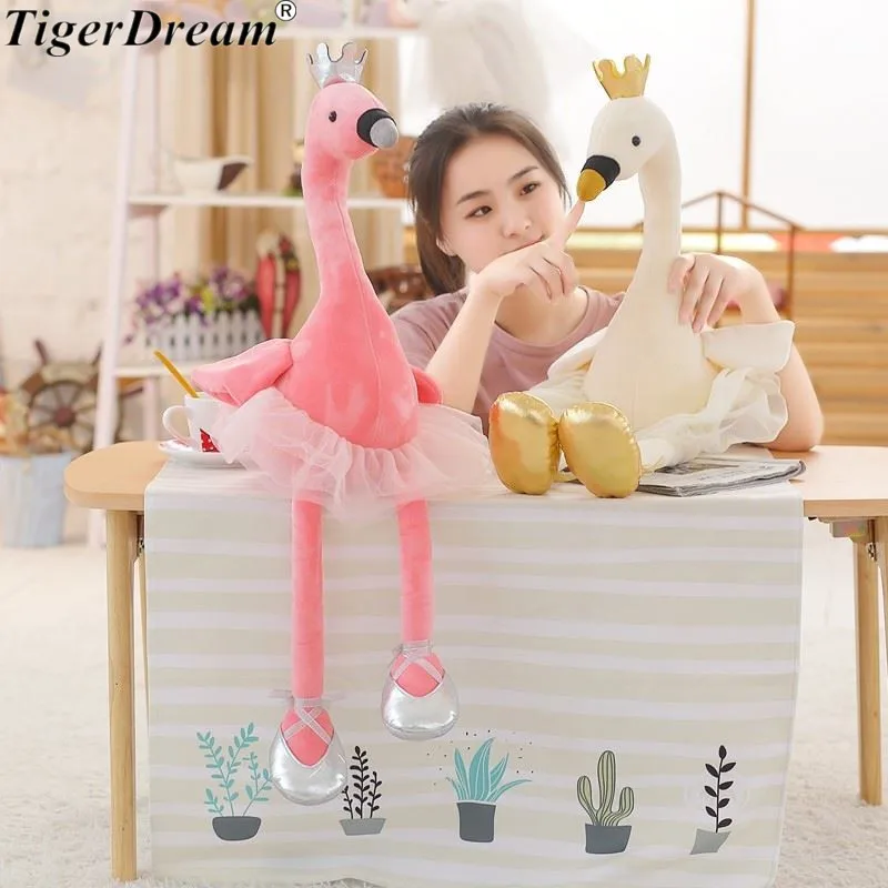 

Soft Stuffed PP Cotton Flamingo With Crown Toys Cute Plush Toy Bird Cushions Brinquedos Creative Sleeping Pillows 4 Size