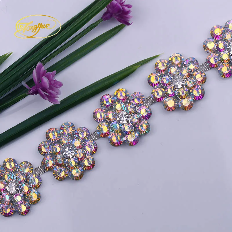 1YD Color Crystal Wedding Clothing Decoration DIY Sewing Embellishment Collocation Rhinestones
1YD Color Crystal Wedding Clothing Decoration DIY Sewing Embellishment Collocation Rhinestones