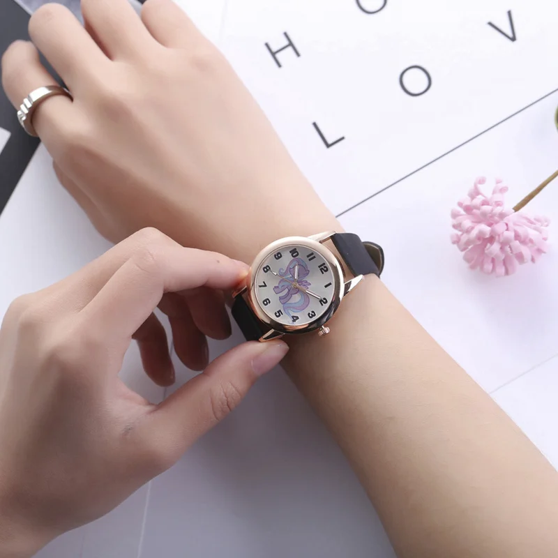 Women Quartz Watch Creative Casual Unicorns Pattern Design All Match Simple Fashion Accessory INS Style Leather WristWatch
Women Quartz Watch Creative Casual Unicorns Pattern Design All Match Simple Fashion Accessory INS Style Leather WristWatch