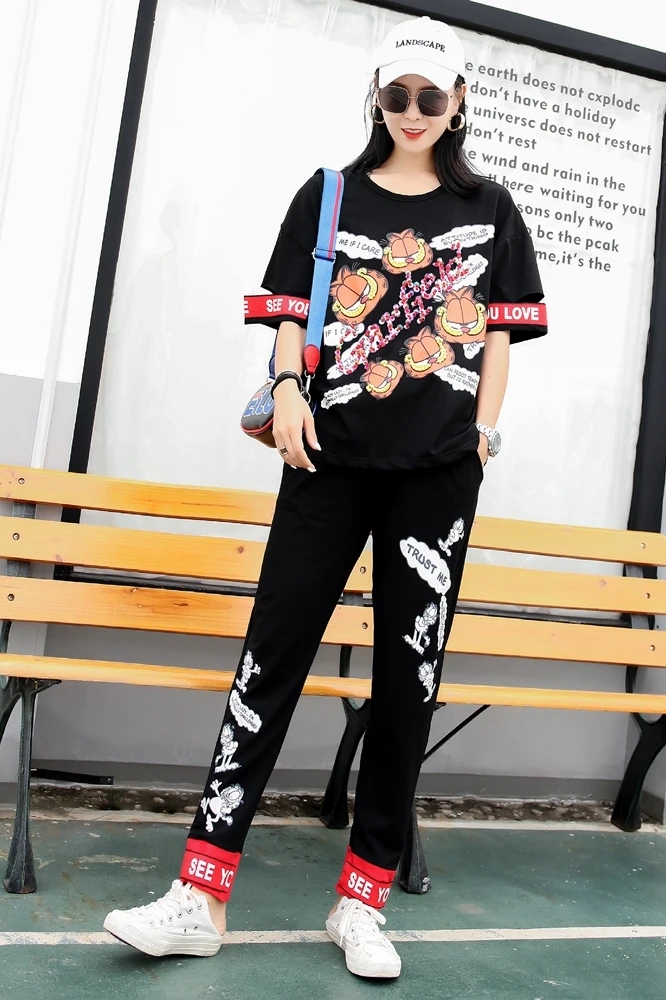 European station 2019 summer loose cartoon chic sequin print T-shirt suit personality tide brand wild two-piece suit
European station 2019 summer loose cartoon chic sequin print T-shirt suit personality tide brand wild two-piece suit