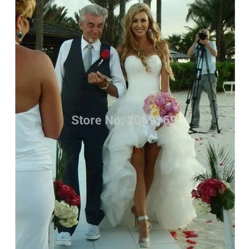 New Arrival 2020 Beach Wedding Dress Sweetheart High-low Lace-up Back Ruffles Short Front Long Back Wedding Dress
New Arrival 2020 Beach Wedding Dress Sweetheart High-low Lace-up Back Ruffles Short Front Long Back Wedding Dress