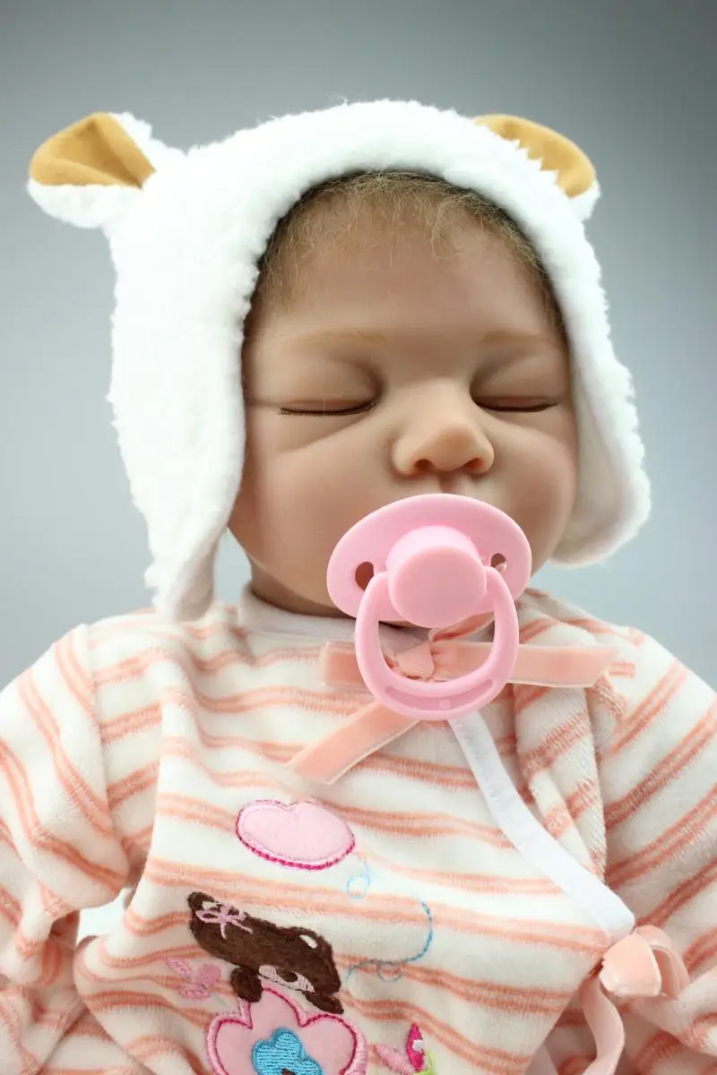 Silicone Reborn Dolls Kids Gifts Toys Simulation Doll Baby Shower Toys Early Education Dolls Accompany Dolls Girl Christmas Gift
Silicone Reborn Dolls Kids Gifts Toys Simulation Doll Baby Shower Toys Early Education Dolls Accompany Dolls Girl Christmas Gift