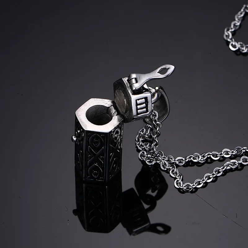 Retro Hexagon Wish Box Prayer Box Necklace Secret stash Urn Jewelry Ash Holder Can Open 20 or 24 inchs Chain
Retro Hexagon Wish Box Prayer Box Necklace Secret stash Urn Jewelry Ash Holder Can Open 20 or 24 inchs Chain