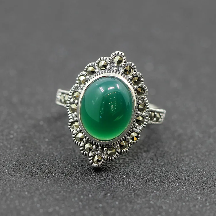 925 pure silver jewelry vintage green Natural stone thai silver female royal wind ring rich
925 pure silver jewelry vintage green Natural stone thai silver female royal wind ring rich