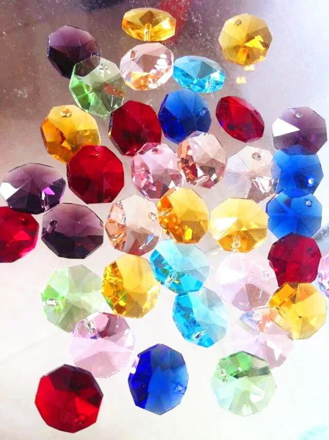 300pcs mixed colors crystal octagon beads in 1 hole or 2 holes for crystal garland strand chain& chandelier chain
300pcs mixed colors crystal octagon beads in 1 hole or 2 holes for crystal garland strand chain& chandelier chain