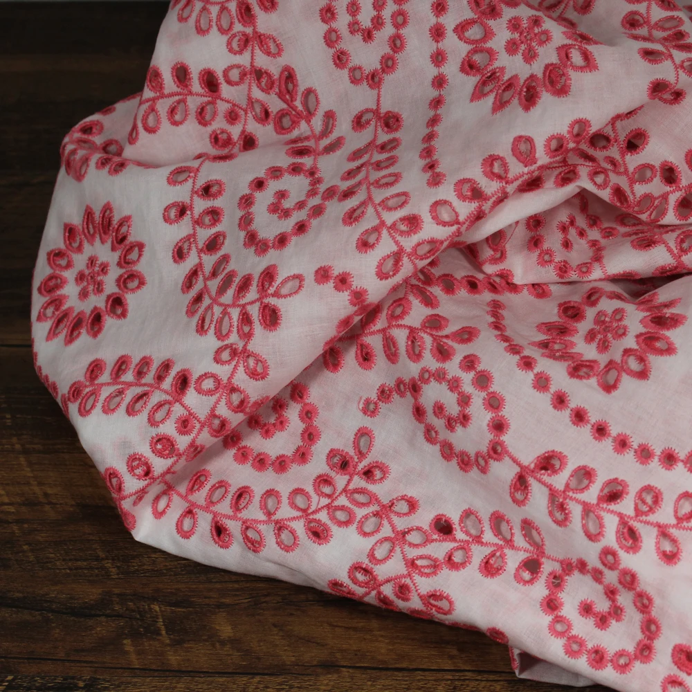 New pure cotton fabric hollow out printing tissu High-end gowns and dresses clothes patchwork
New pure cotton fabric hollow out printing tissu High-end gowns and dresses clothes patchwork
