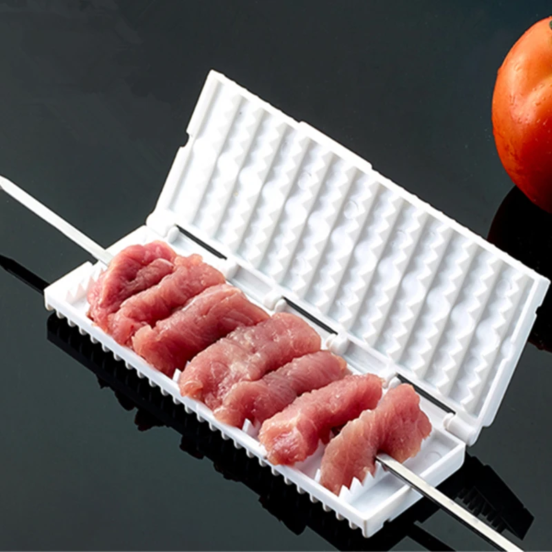 3pc BBQ Tools Meat Grill Skewer Multi-function Barbecue Grill Needle With Box Safety Meat Vegetable String Shish Kebob Skewers
3pc BBQ Tools Meat Grill Skewer Multi-function Barbecue Grill Needle With Box Safety Meat Vegetable String Shish Kebob Skewers