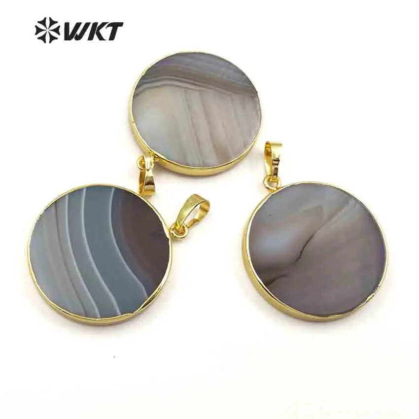 WT-P1422 WKT Trendy women jewelry natural grey strip stone pendant for necklace making round shape stone with gold metal trim
WT-P1422 WKT Trendy women jewelry natural grey strip stone pendant for necklace making round shape stone with gold metal trim