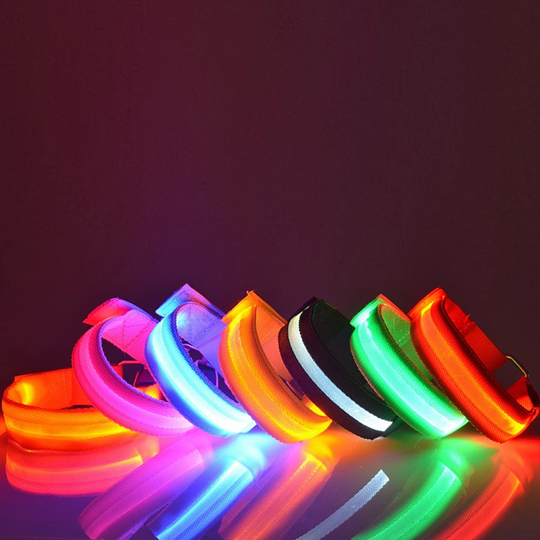Party Luminous Bracelet LED Arm With Multi-color Sports Festival Party Cool Night Light Ring Nylon Strap LED Luminous Bracelet
Party Luminous Bracelet LED Arm With Multi-color Sports Festival Party Cool Night Light Ring Nylon Strap LED Luminous Bracelet