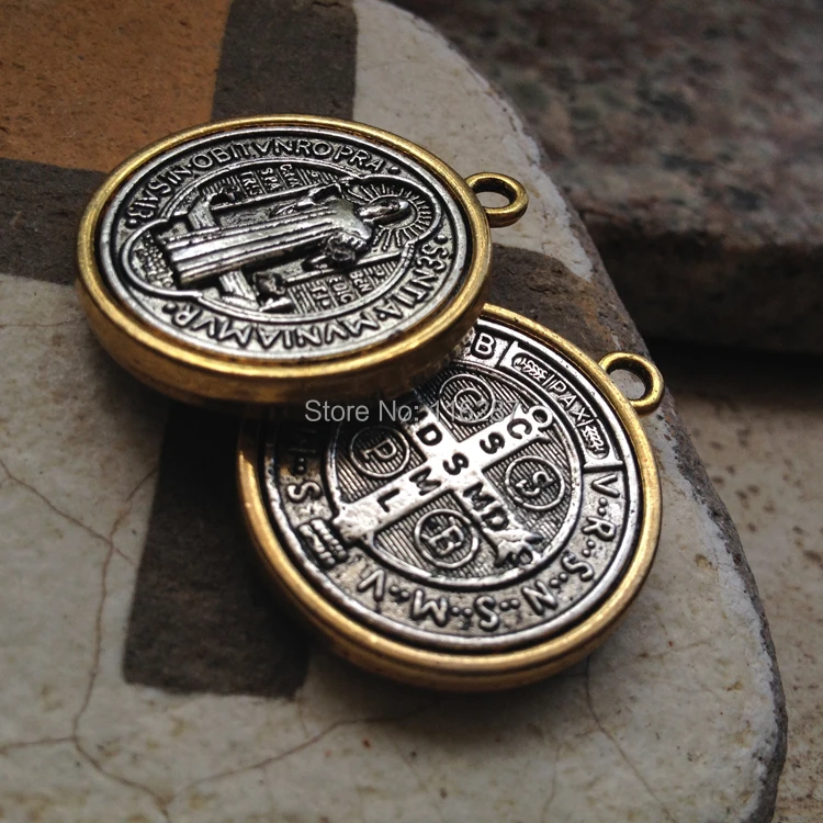 Lot of 5 pcs diameter 28mm vintage antique gold silver plated Catholic Religious Gifts St Benedict Medal big saint Pendant
Lot of 5 pcs diameter 28mm vintage antique gold silver plated Catholic Religious Gifts St Benedict Medal big saint Pendant