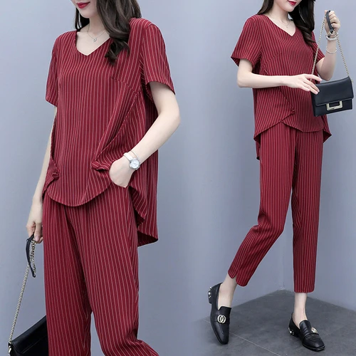 Plus Size 5xl Striped Two Piece Set Office Lady Women's Summer Suit Conjunto Feminino Women Two Piece Outfits Tracksuit
Plus Size 5xl Striped Two Piece Set Office Lady Women's Summer Suit Conjunto Feminino Women Two Piece Outfits Tracksuit