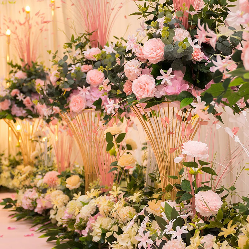High Quality Colorful Artificial Pilot flowers Geometric Frame Art Candlestick Table flowers for Wedding Stage Site Layout
High Quality Colorful Artificial Pilot flowers Geometric Frame Art Candlestick Table flowers for Wedding Stage Site Layout