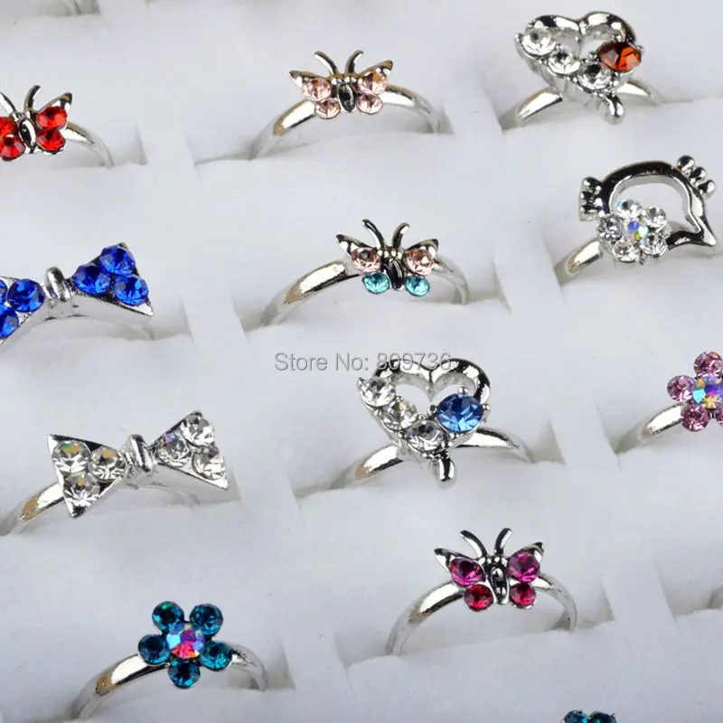 Mix Lot 60pcs Silver Plated kids ring Assorted Design Crystal Ring Child Party Small Size Adjustable Heart ring Wholesale
Mix Lot 60pcs Silver Plated kids ring Assorted Design Crystal Ring Child Party Small Size Adjustable Heart ring Wholesale