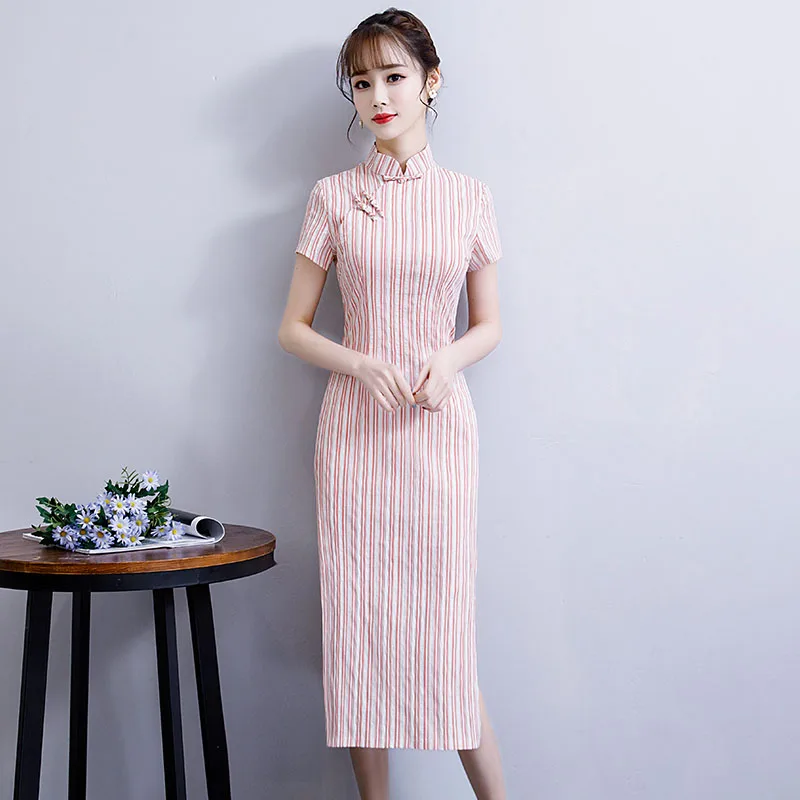 2019 Summer Knee Length Cheongsam Fashion Chinese style Dress Womens Qipao Slim Party Dresses Lady Button Vestido S-3XL
2019 Summer Knee Length Cheongsam Fashion Chinese style Dress Womens Qipao Slim Party Dresses Lady Button Vestido S-3XL