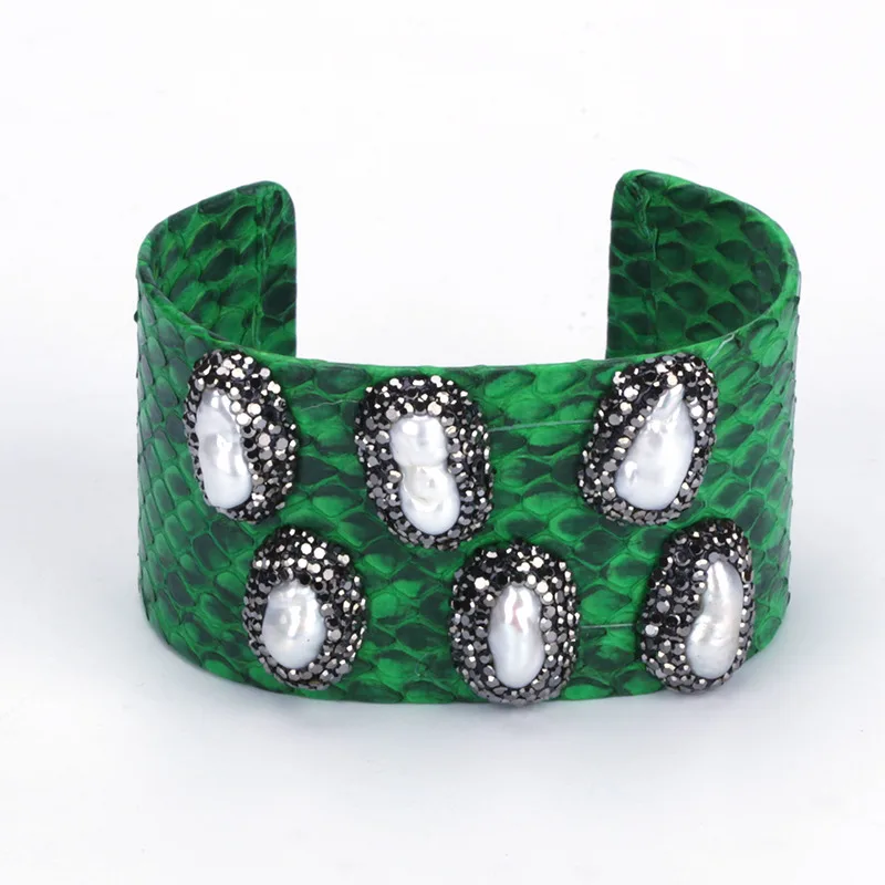 Natural Big Freshwater Pearl Beads Charm Pave Rhinestone Green Real Snake Leather Wide Wrap Open Bangle Cuff Bracelet for Women
Natural Big Freshwater Pearl Beads Charm Pave Rhinestone Green Real Snake Leather Wide Wrap Open Bangle Cuff Bracelet for Women