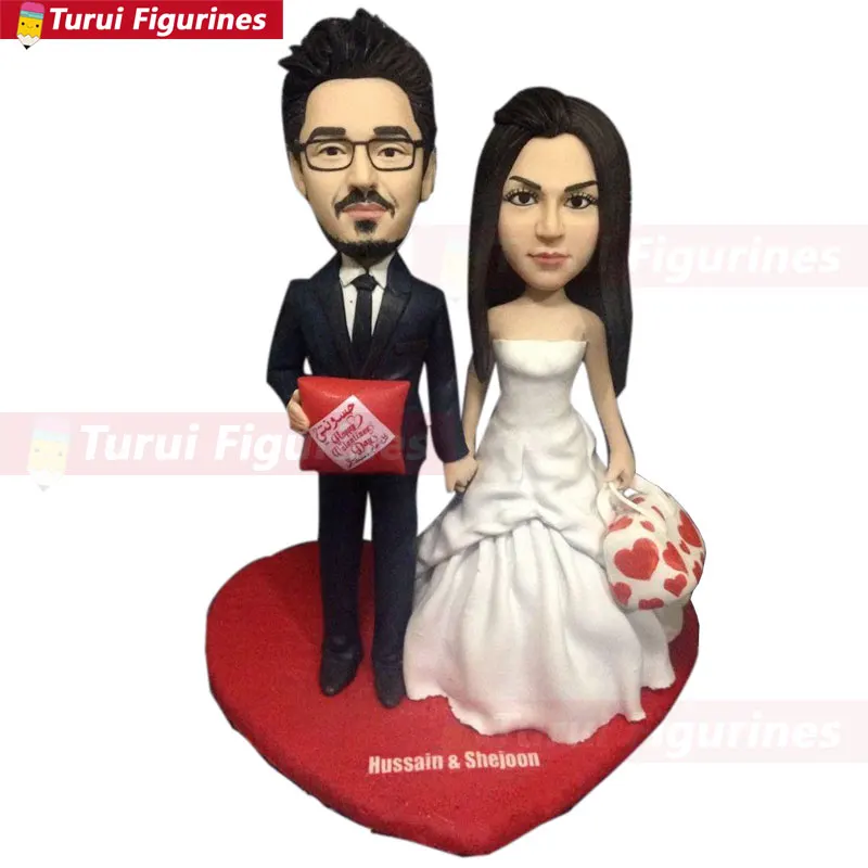 Personalized Wedding Cake Topper Bobble Head Clay Figurine Based on Customers' Photo Using As Wedding Cake Topper Wedding Gift D
Personalized Wedding Cake Topper Bobble Head Clay Figurine Based on Customers' Photo Using As Wedding Cake Topper Wedding Gift D