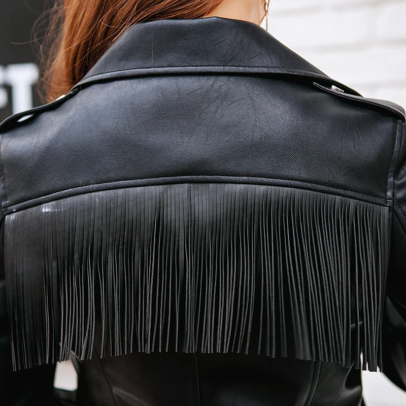 2018 Spring Fringed Black Leather Jacket Lady Back Motorcycle Long Sleeve Big Lapel Fuax Leather PU Tassel Coats LF17016
2018 Spring Fringed Black Leather Jacket Lady Back Motorcycle Long Sleeve Big Lapel Fuax Leather PU Tassel Coats LF17016