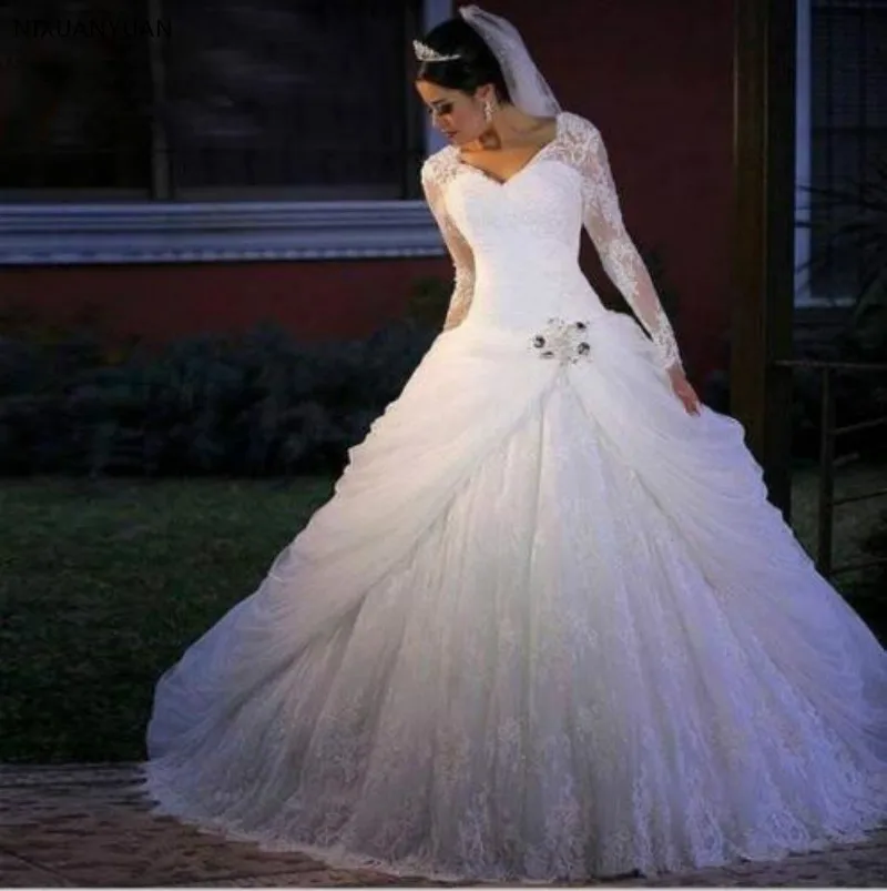 Long Sleeves Vestido De Noiva 2021 Wedding Dresses Ball Gown V-neck Lace Crystals Boho Dubai Arabic Wedding Gown Bridal
Long Sleeves Vestido De Noiva 2021 Wedding Dresses Ball Gown V-neck Lace Crystals Boho Dubai Arabic Wedding Gown Bridal