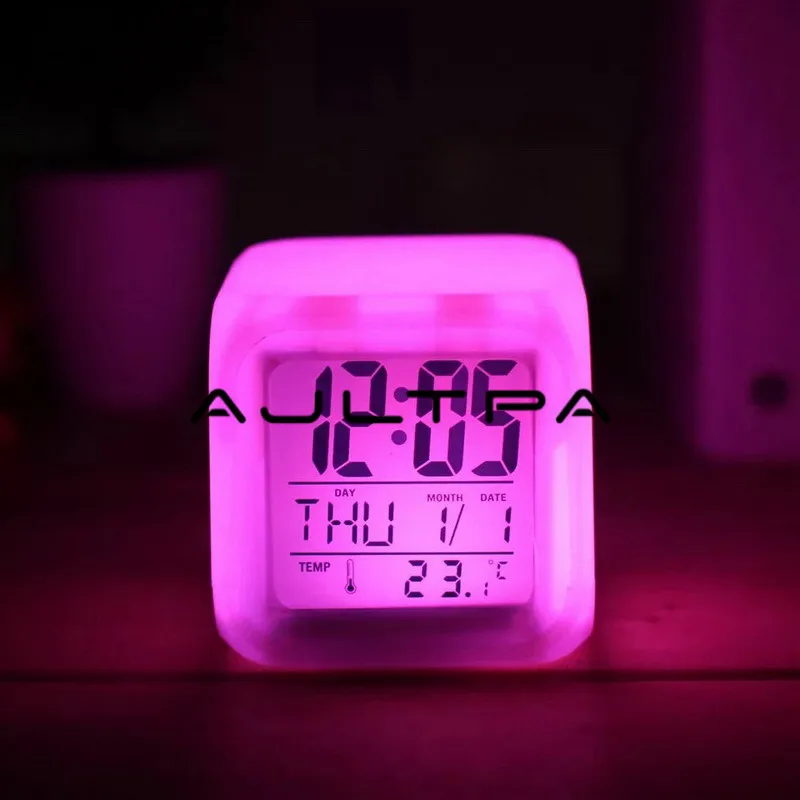 100 шт. цифровые часы-будильник с изменением цвета многофункциональные