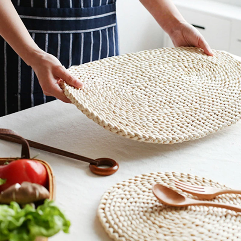 Corn fur woven Dining Table Mat Heat Insulation Pot Holder Round Coasters Coffee Drink Tea Cup Table Placemats Mug Coaster @
Corn fur woven Dining Table Mat Heat Insulation Pot Holder Round Coasters Coffee Drink Tea Cup Table Placemats Mug Coaster @