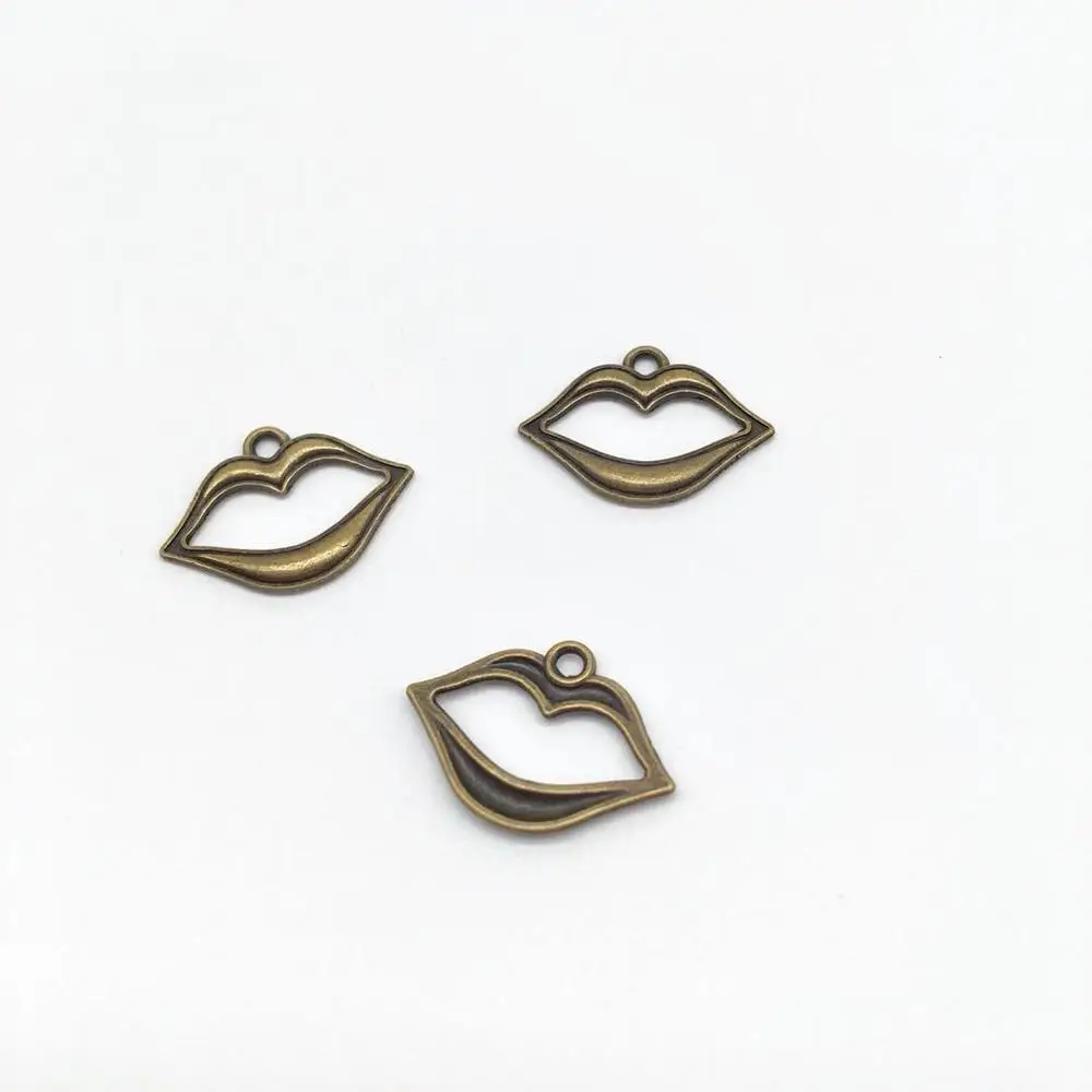 Vintage 30 pcs Lips charms metal mouth pendants fit DIY handmade necklace earring bracelet charms Jewelry Making
Vintage 30 pcs Lips charms metal mouth pendants fit DIY handmade necklace earring bracelet charms Jewelry Making