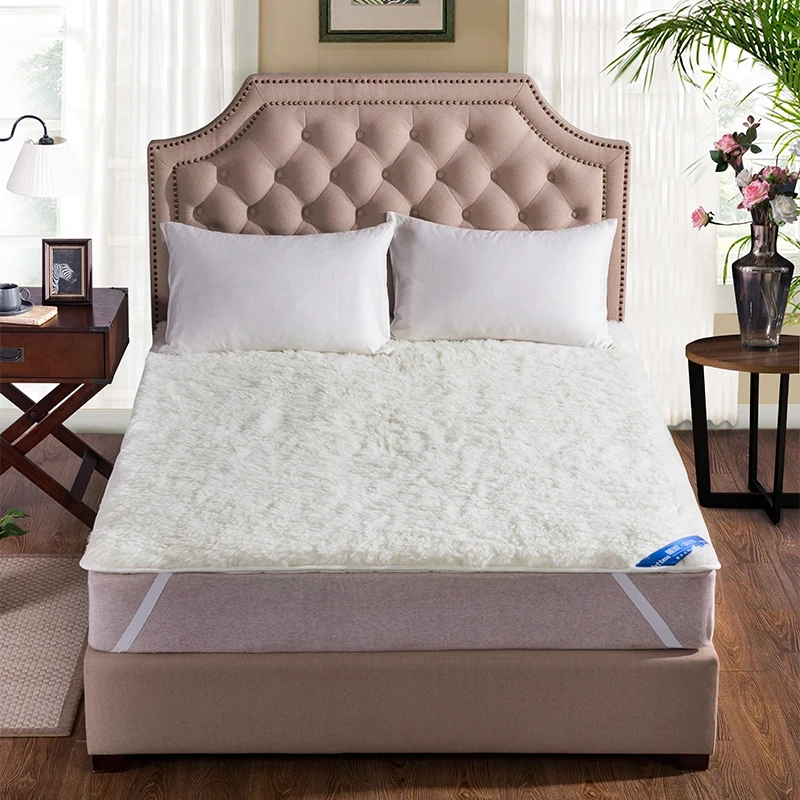 New High-quality 100% Wool Quilted Mattress Toppers Warm Soft Flocked Wool bed pad Fitted Sheet flat Sheet For 0.9M-2.0M Bed
New High-quality 100% Wool Quilted Mattress Toppers Warm Soft Flocked Wool bed pad Fitted Sheet flat Sheet For 0.9M-2.0M Bed