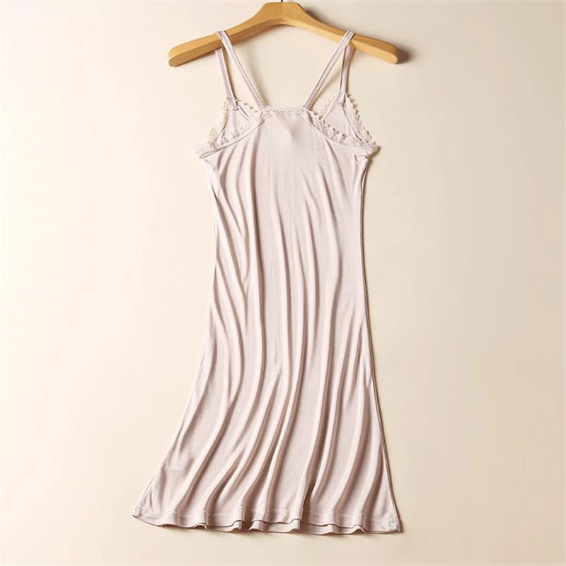 Women Hot Sale Thin Silk Pyjamas Lady Lace Splice Silk Vestido Woman Summer 95% Silk Dresses Female Stretch Natural Silk Dress
Women Hot Sale Thin Silk Pyjamas Lady Lace Splice Silk Vestido Woman Summer 95% Silk Dresses Female Stretch Natural Silk Dress