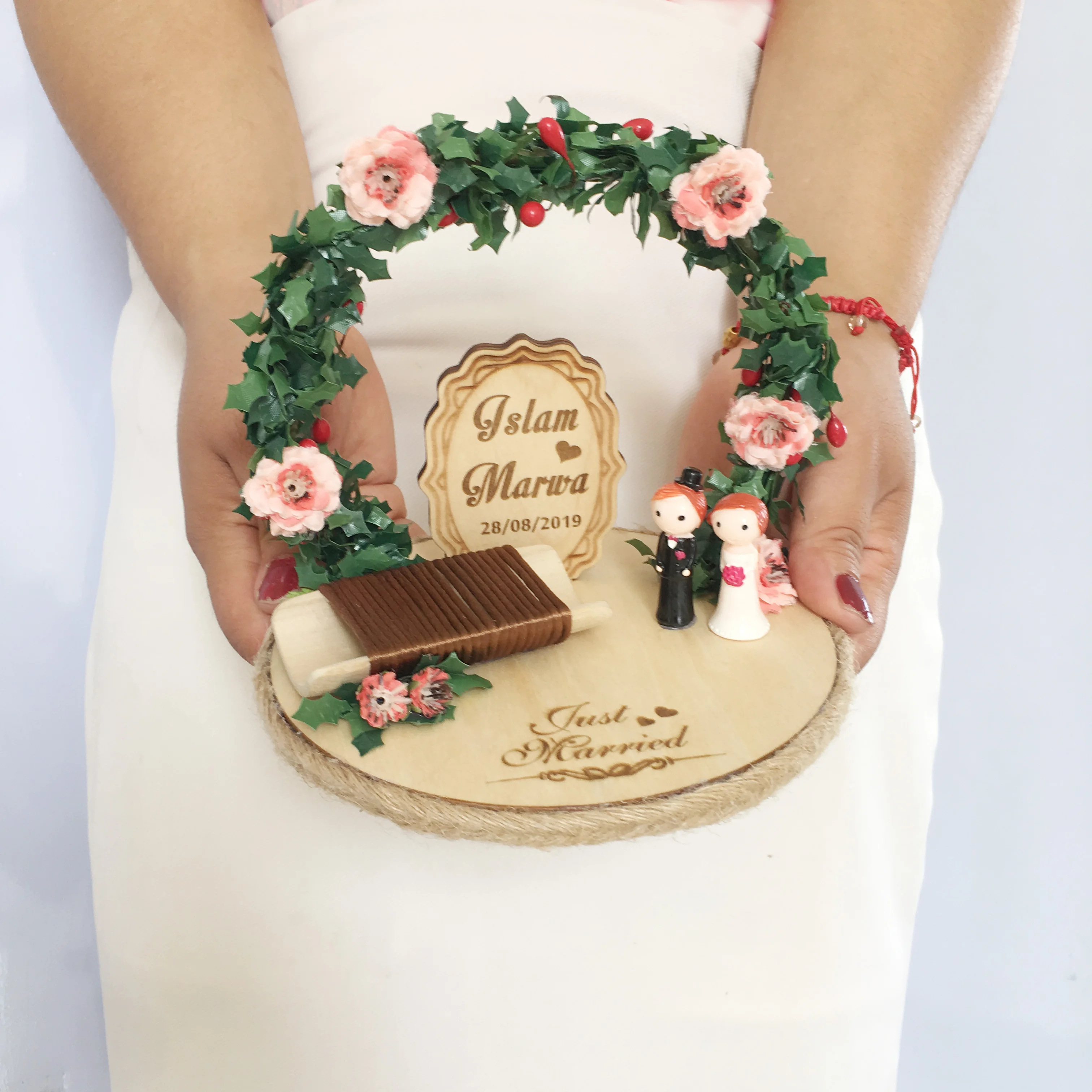 1pcs party decoration photo props Personalized Wood double rings box rustic flower bride groom Ring pillow
1pcs party decoration photo props Personalized Wood double rings box rustic flower bride groom Ring pillow