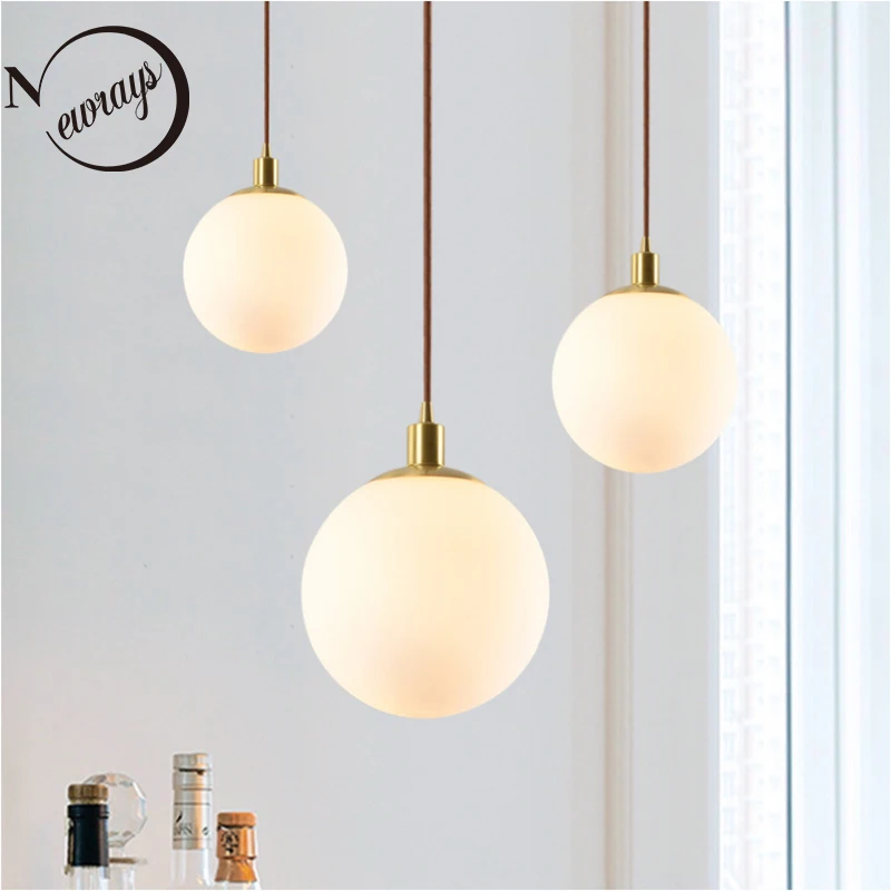 Nordic minimalist brass hanging light E27 LED single-head glass ball pendant lamp for kitchen living room bedside bathroom hotel
Nordic minimalist brass hanging light E27 LED single-head glass ball pendant lamp for kitchen living room bedside bathroom hotel
