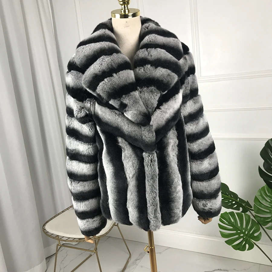 2019 New Fashion Natural Rex Rabbit Fur Coat Jacket Full Sleeves Chinchilla Color High Quality Overcoat
2019 New Fashion Natural Rex Rabbit Fur Coat Jacket Full Sleeves Chinchilla Color High Quality Overcoat