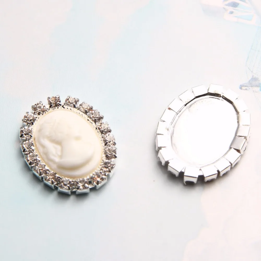 10PCS/Lot 19*24mm Rhinestones button oval cameo crafts Vintage Free shipping BTN-5659
10PCS/Lot 19*24mm Rhinestones button oval cameo crafts Vintage Free shipping BTN-5659