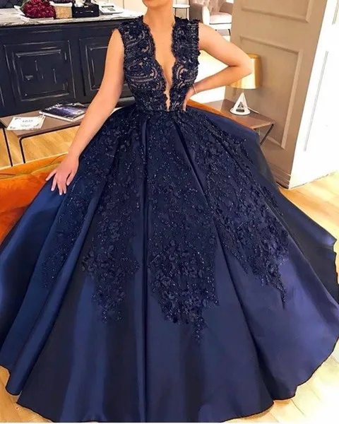 navy Blue Puffy Ball Gown Evening Dresses 2019 robe de soiree Beads Lace Plunging V Neck Beaded Quinerence Evening Party Wear
navy Blue Puffy Ball Gown Evening Dresses 2019 robe de soiree Beads Lace Plunging V Neck Beaded Quinerence Evening Party Wear