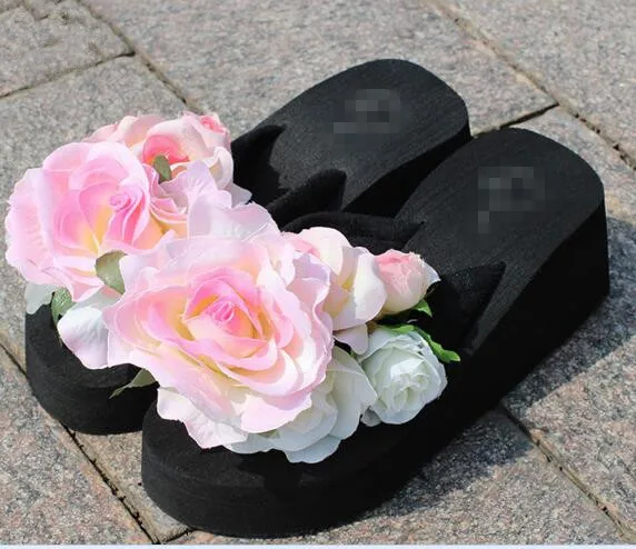 summer fashion beach flip-flops slope with flowers seaside resort fashion platform shoes slippers sandals bride beach shoes
summer fashion beach flip-flops slope with flowers seaside resort fashion platform shoes slippers sandals bride beach shoes