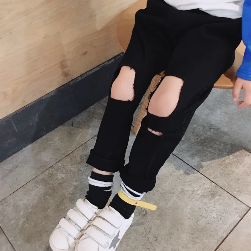 Boys girl hole Jeans pants Excellent quality cotton New casual children Trousers baby toddler Comfortable kids clothes Children
Boys girl hole Jeans pants Excellent quality cotton New casual children Trousers baby toddler Comfortable kids clothes Children
