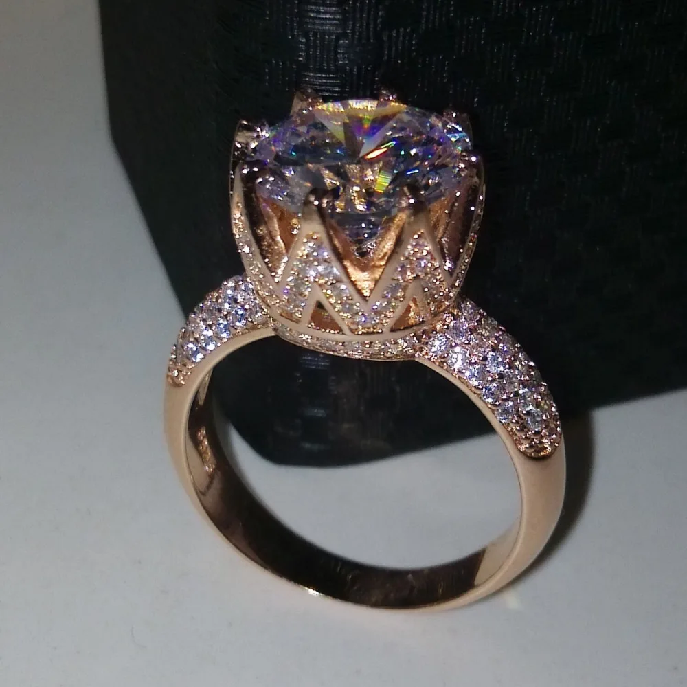choucong Rose Gold ring Round cut 8ct Stone 5A Zircon Cz 925 Sterling Silver Women Engagement Wedding Band Ring
choucong Rose Gold ring Round cut 8ct Stone 5A Zircon Cz 925 Sterling Silver Women Engagement Wedding Band Ring