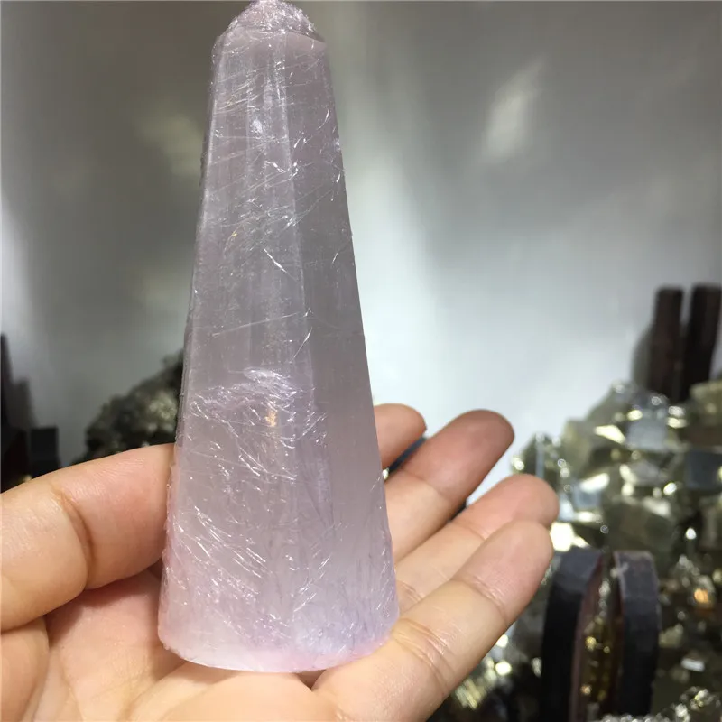New arrivals natural stones and minerals selenite six facet Tower rough gemstone healing crystals Tower for home decoration
New arrivals natural stones and minerals selenite six facet Tower rough gemstone healing crystals Tower for home decoration