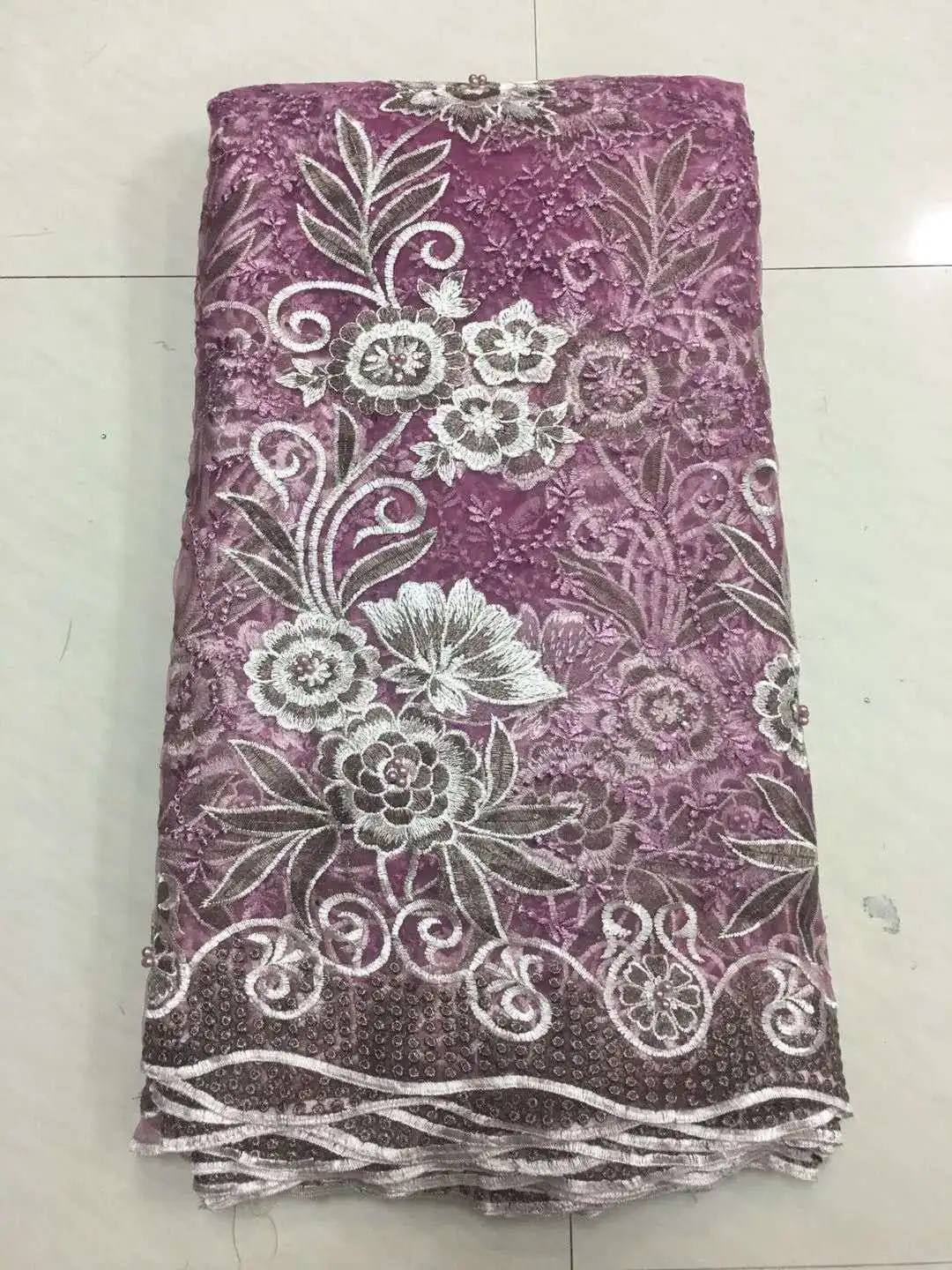 African Beaded Lace Fabric 2018 High Quality Lace Material Wine French Lace Fabric Nigerian Tulle Mesh Lace Fabrics ALC-ZJ018
African Beaded Lace Fabric 2018 High Quality Lace Material Wine French Lace Fabric Nigerian Tulle Mesh Lace Fabrics ALC-ZJ018