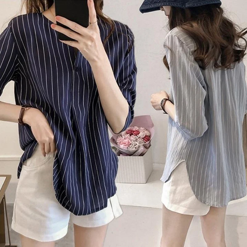 1pcs Women Fashion Striped V-Neck Baggy Blouse Ladies Seven Sleeve Button Casual Loose Tunic Tops Elegant Office Summer Shirts
1pcs Women Fashion Striped V-Neck Baggy Blouse Ladies Seven Sleeve Button Casual Loose Tunic Tops Elegant Office Summer Shirts