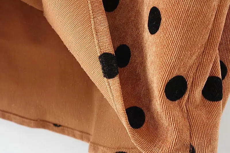 Polka Dot Corduroy Blouse Women Plus Size 3XL 4XL Casual Long Sleeve Blouse Shirt Autumn KKFY2573
Polka Dot Corduroy Blouse Women Plus Size 3XL 4XL Casual Long Sleeve Blouse Shirt Autumn KKFY2573