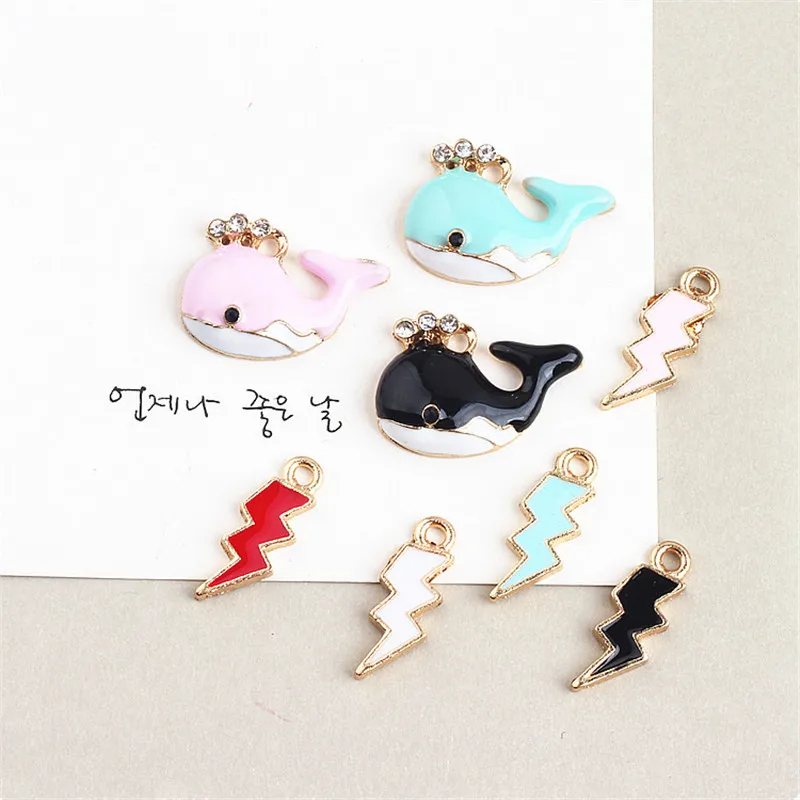 Mini Order 10PCs Enamel Alloy Rhinestone Animal Whale Pendant Charms DIY Jewelry Findings Lightning Oil Drop DIY Bracelet Charms
Mini Order 10PCs Enamel Alloy Rhinestone Animal Whale Pendant Charms DIY Jewelry Findings Lightning Oil Drop DIY Bracelet Charms