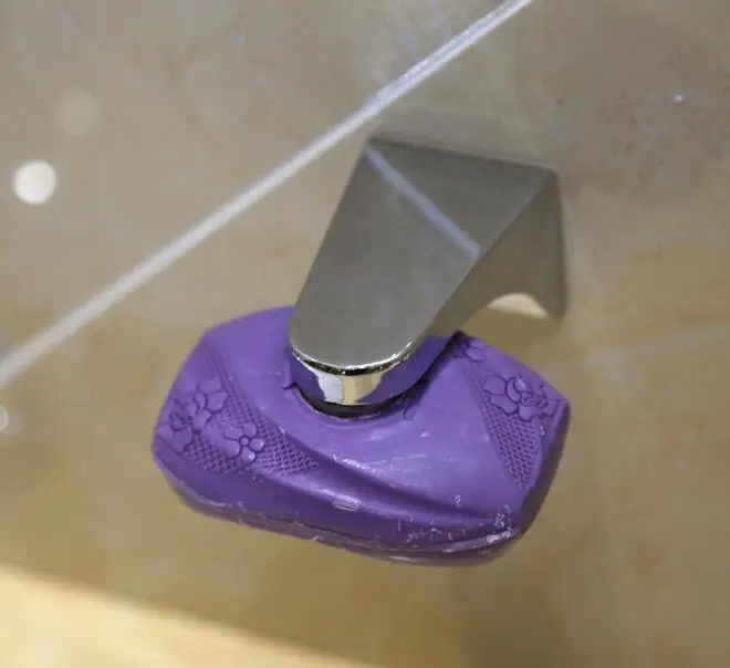 New Hot Home Bathroom Magnetic Soap Holder Container Dispenser Wall Attachment Adhesion Soap Dishes Silver Color ss1763
New Hot Home Bathroom Magnetic Soap Holder Container Dispenser Wall Attachment Adhesion Soap Dishes Silver Color ss1763