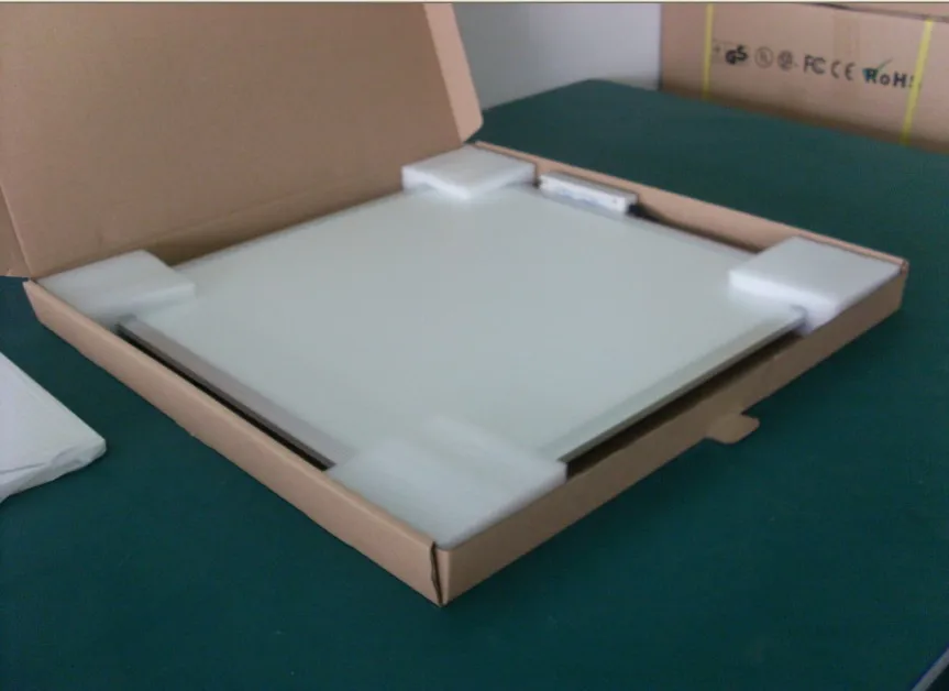 Free Shipping Super brightness 12W Emergency 300x300mm LED panel light interior lighting white frame
Free Shipping Super brightness 12W Emergency 300x300mm LED panel light interior lighting white frame